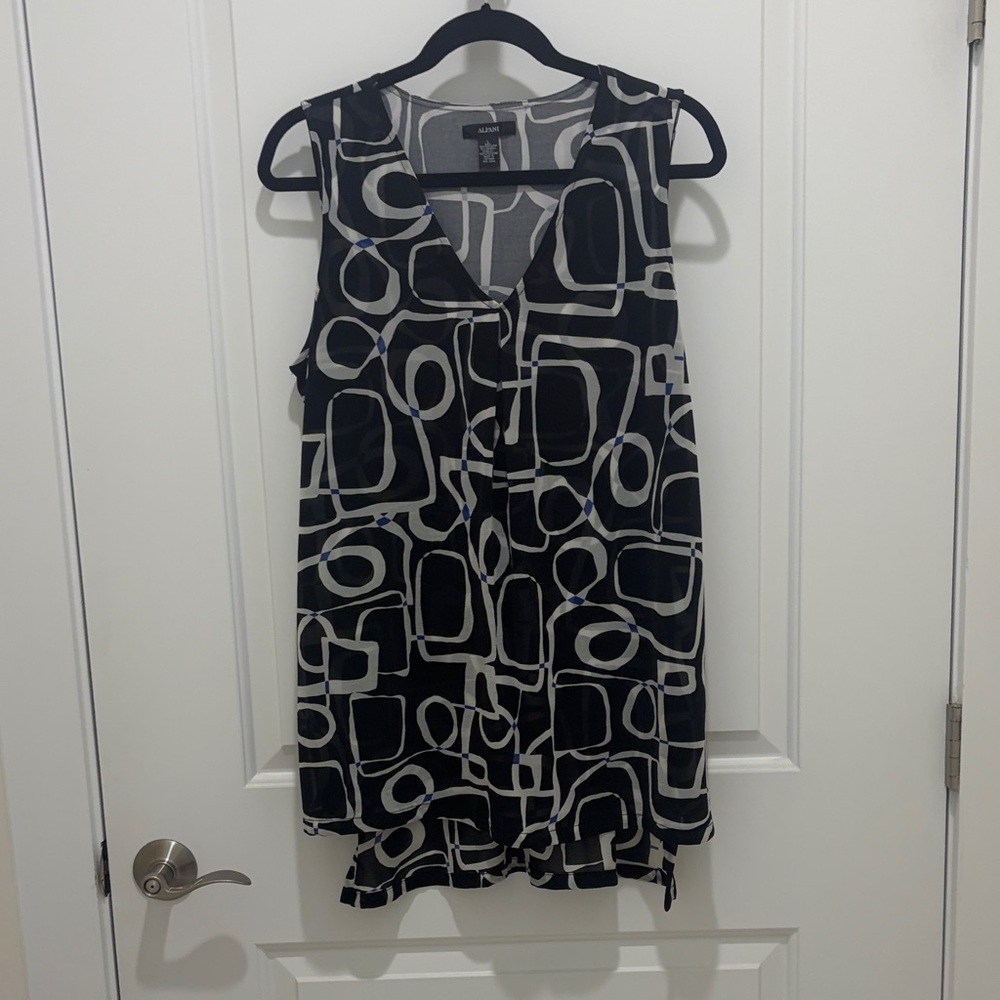 Alfani Black & White Geometric Sleeveless Mini Dress
